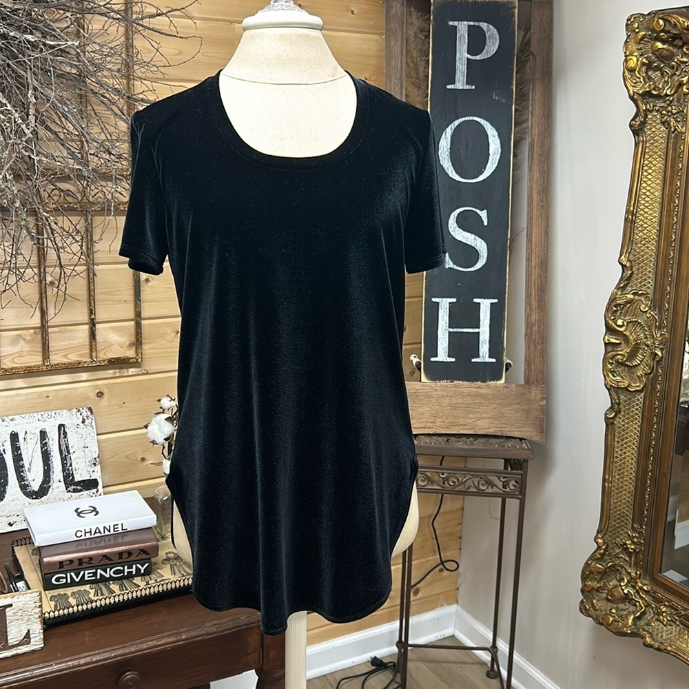 Joseph Ribcoff velvet lightweight top